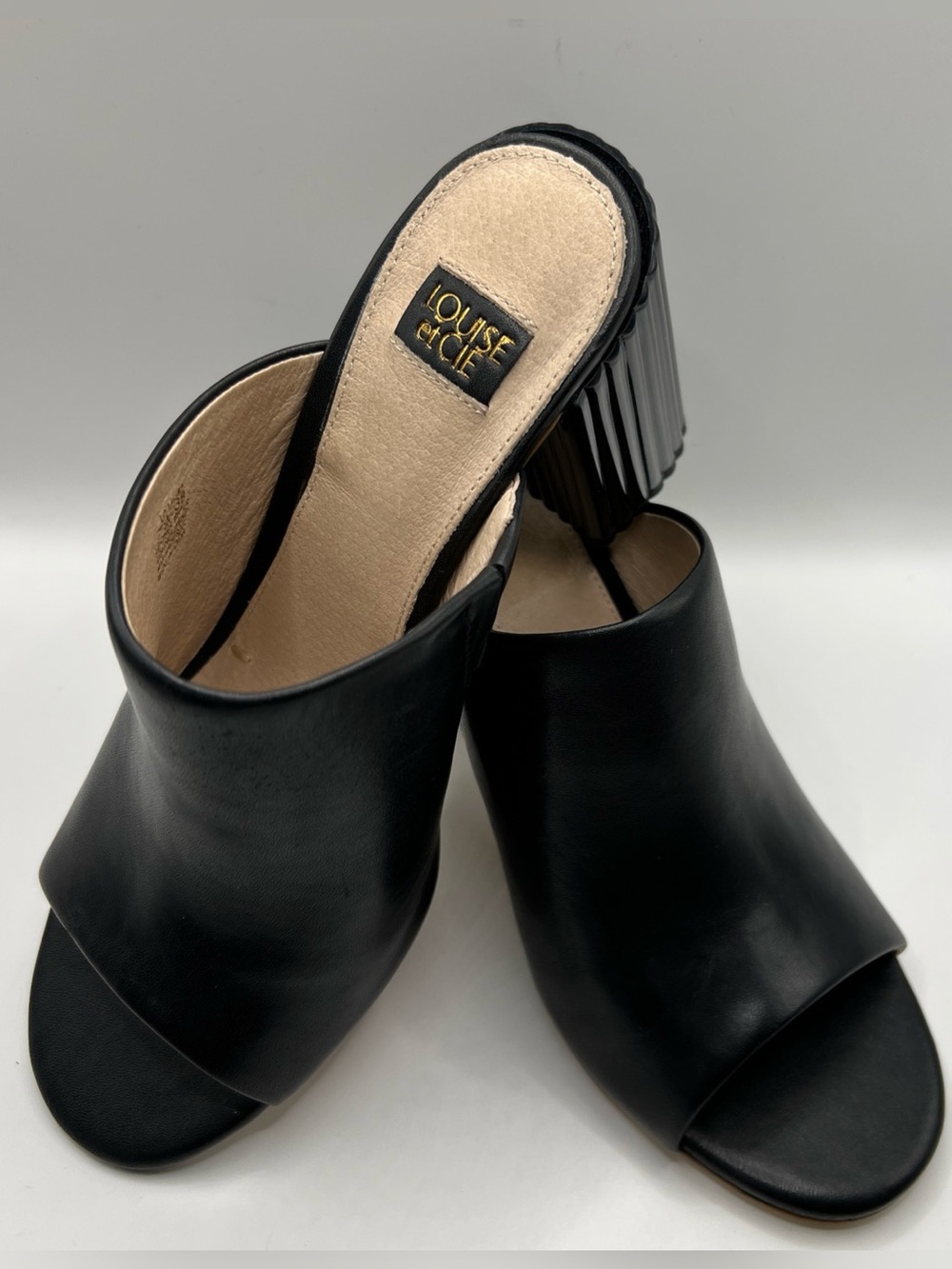 Louise et Cie Lillia Black Leather Block Scalloped Heel Mule Women's Sz 7.5M New